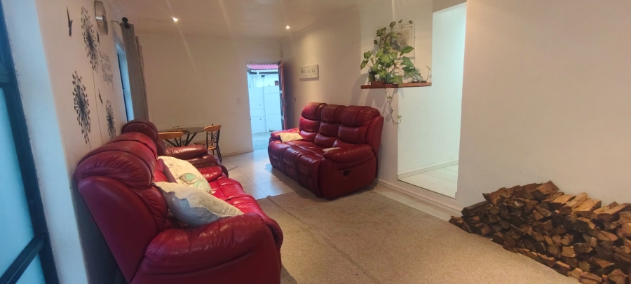 3 Bedroom Property for Sale in Strandfontein Village Western Cape